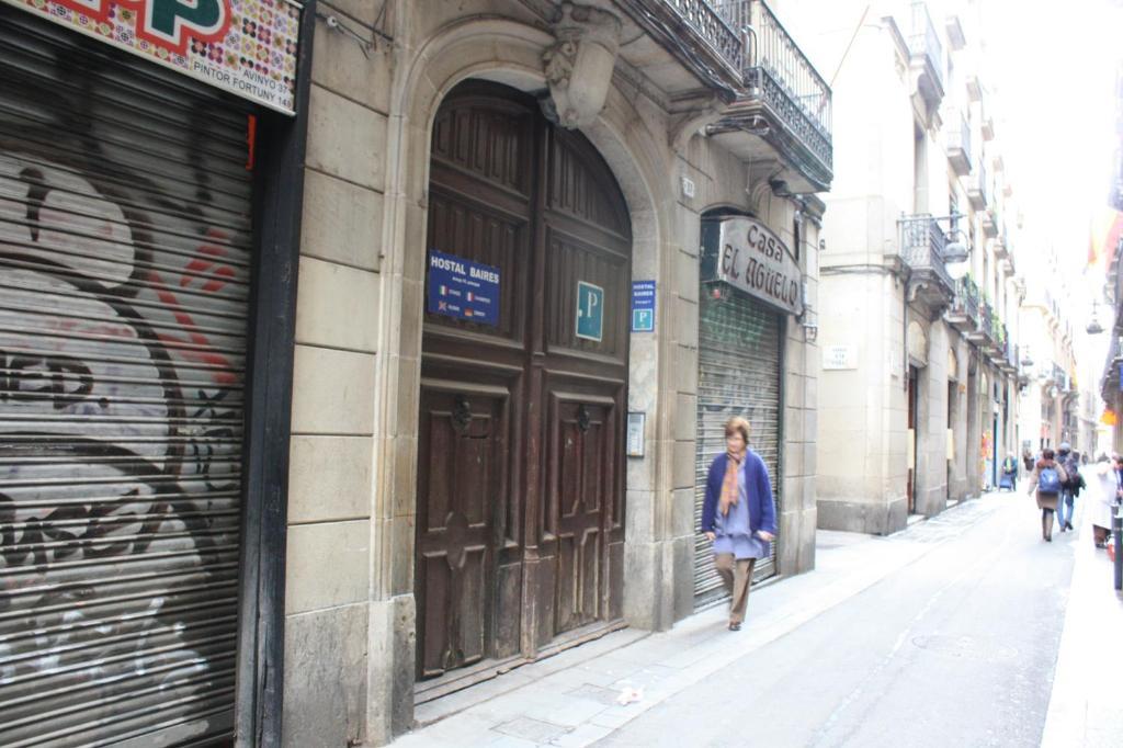 Hostal Baires Barcelona Buitenkant foto